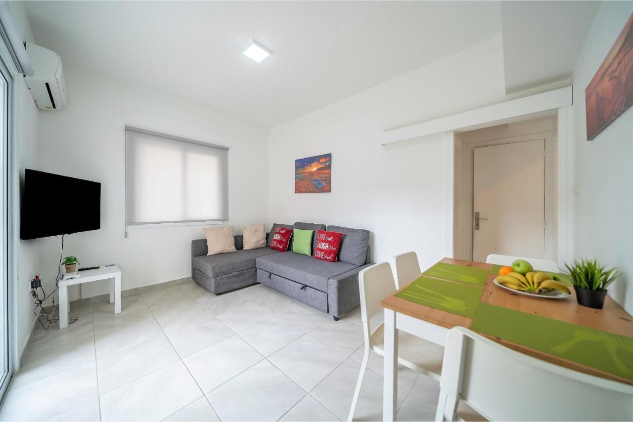 Home Of Comfort Mackenzie Larnaca Exterior photo